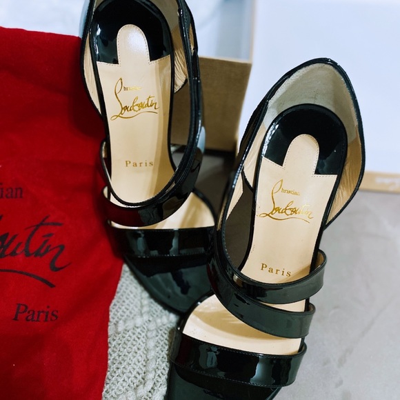 *Brand New* Size 38 (US 7) Louboutin Heels - Picture 6 of 6